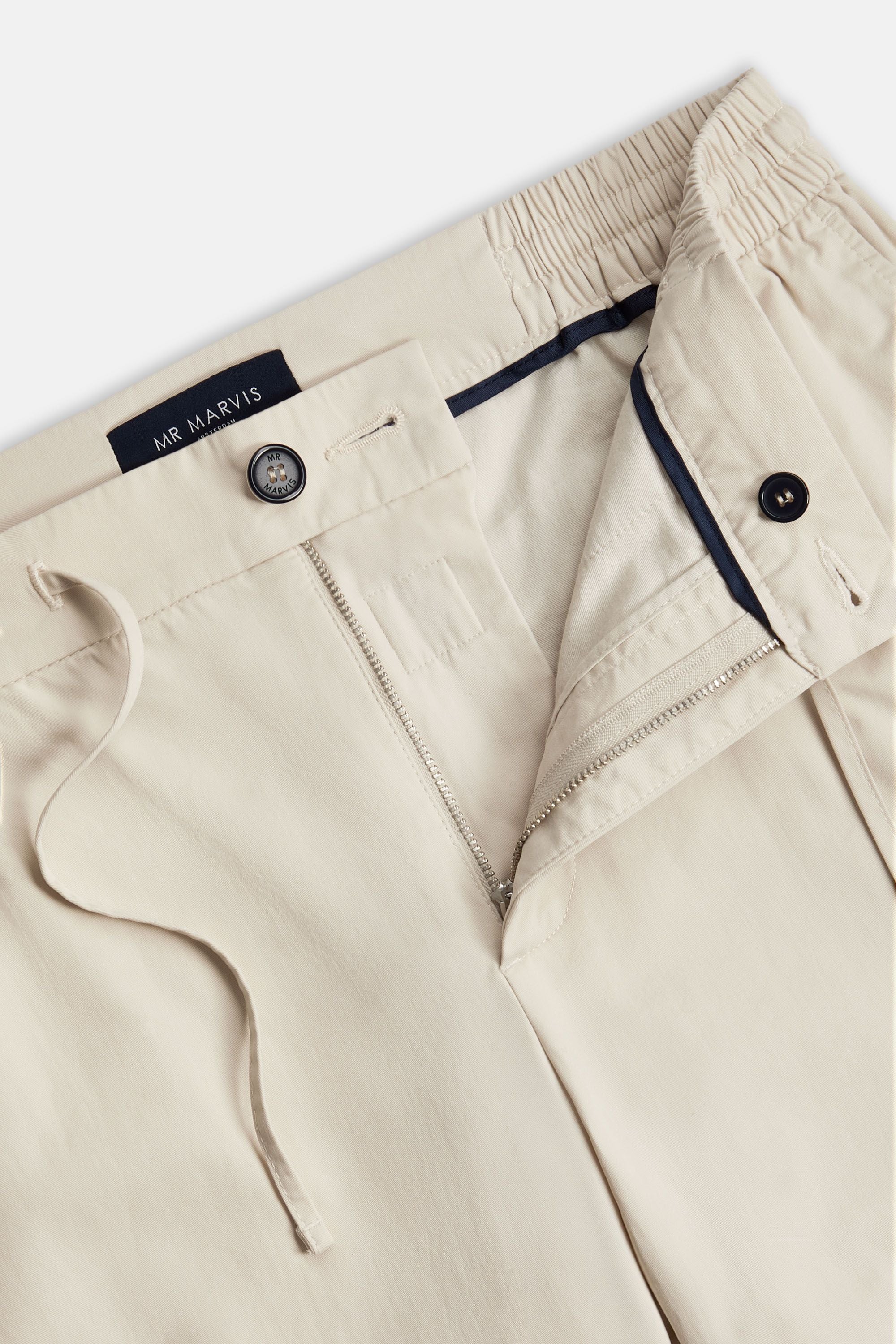 Gazettes * The Easy Chinos