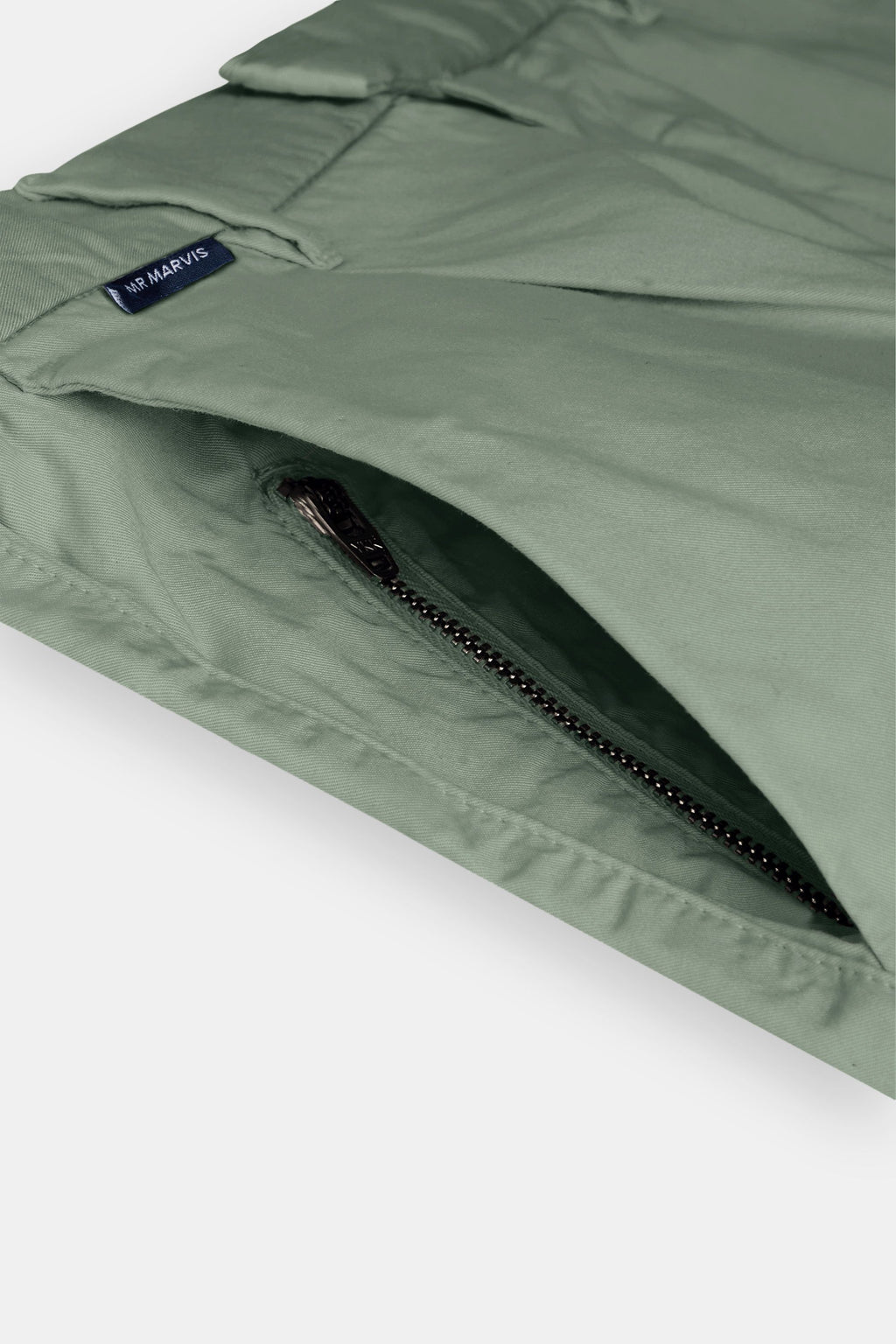 Defenders * The Classic Chinos