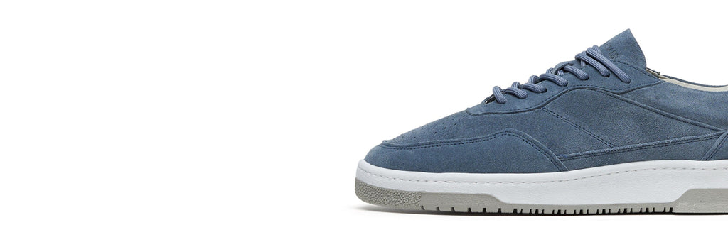 Oysters * The Suede Sneakers