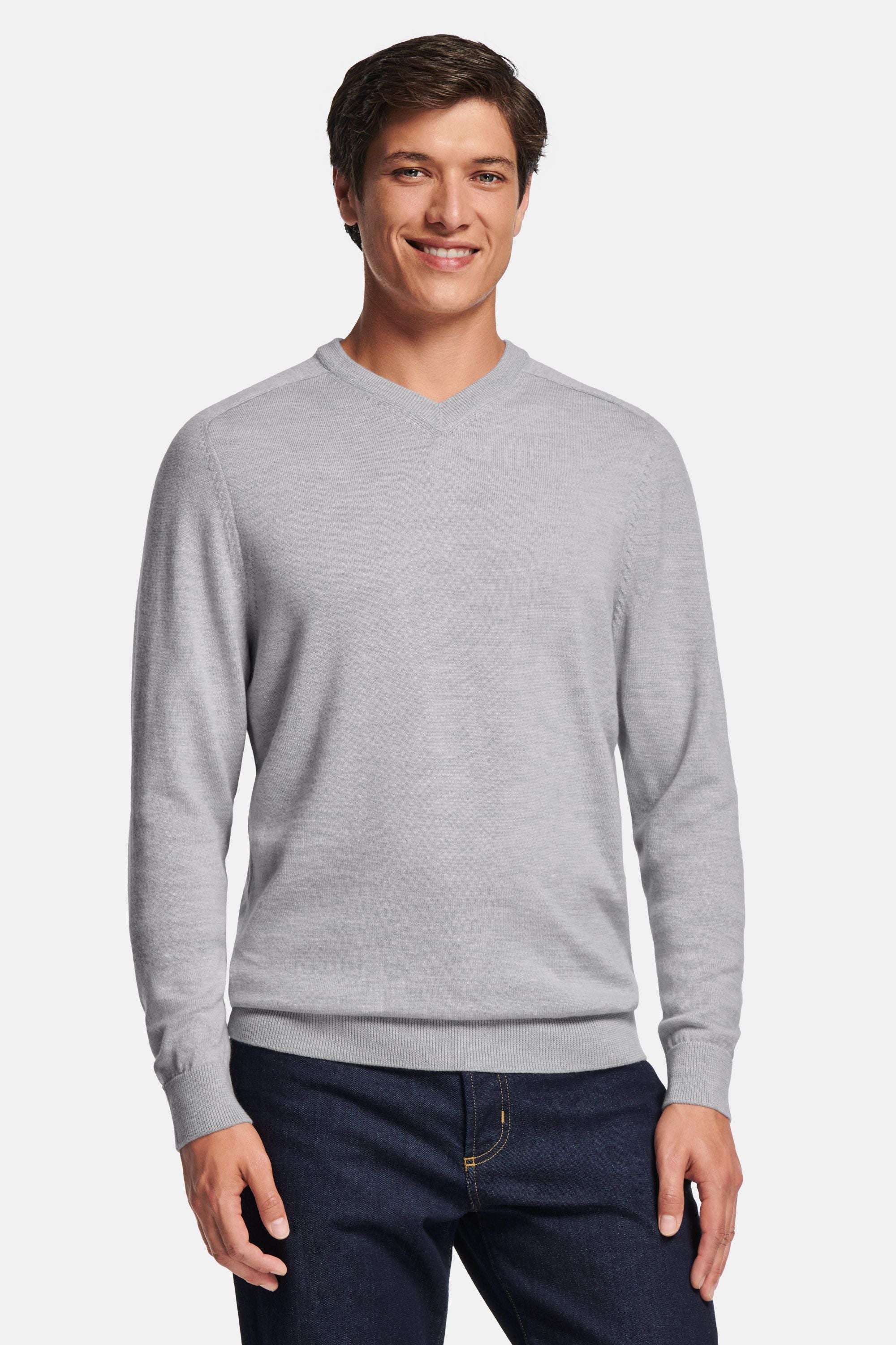 Oysters * The Merino V-neck